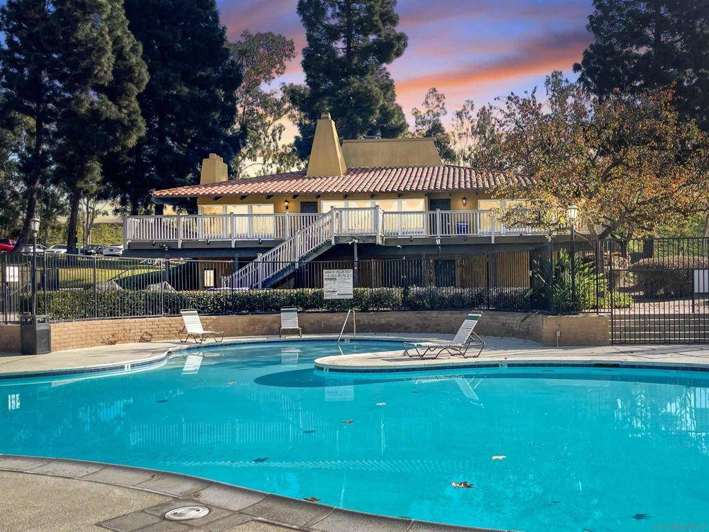San Diego, CA 92127,17199 W Bernardo Dr #106