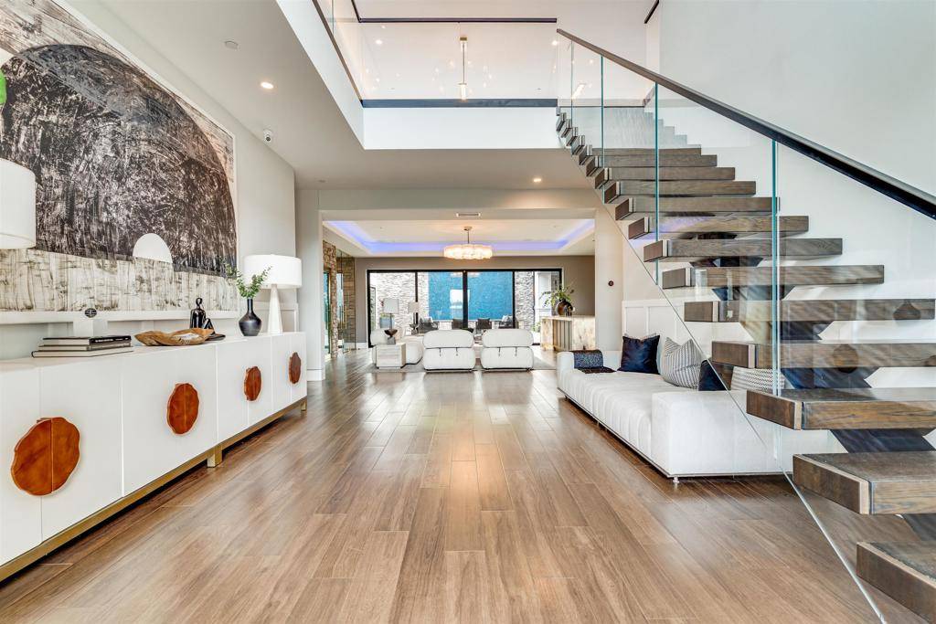 La Jolla, CA 92037,6389 Castejon