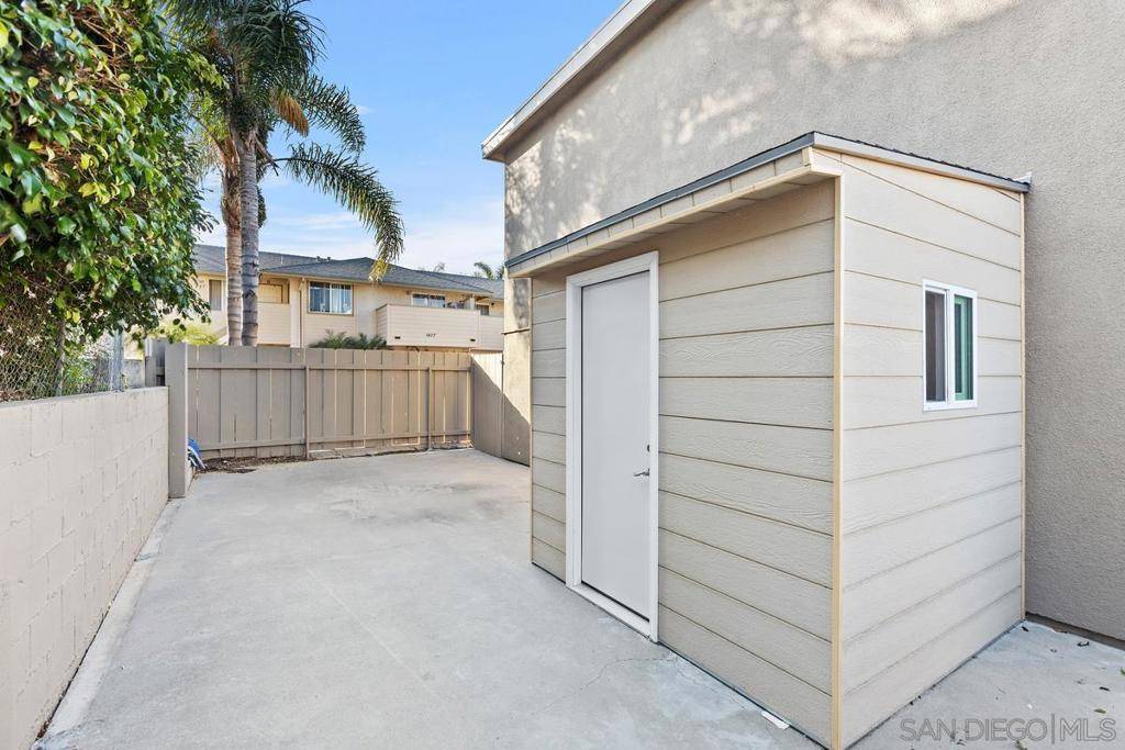 1413 Hemlock Ave Imperial Beach, CA 91932