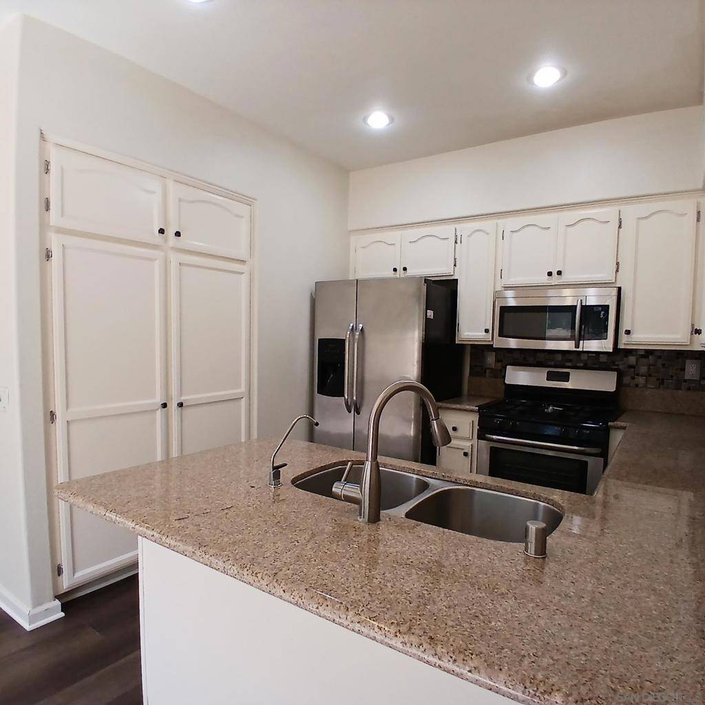 San Diego, CA 92128,10977 Creekbridge Pl