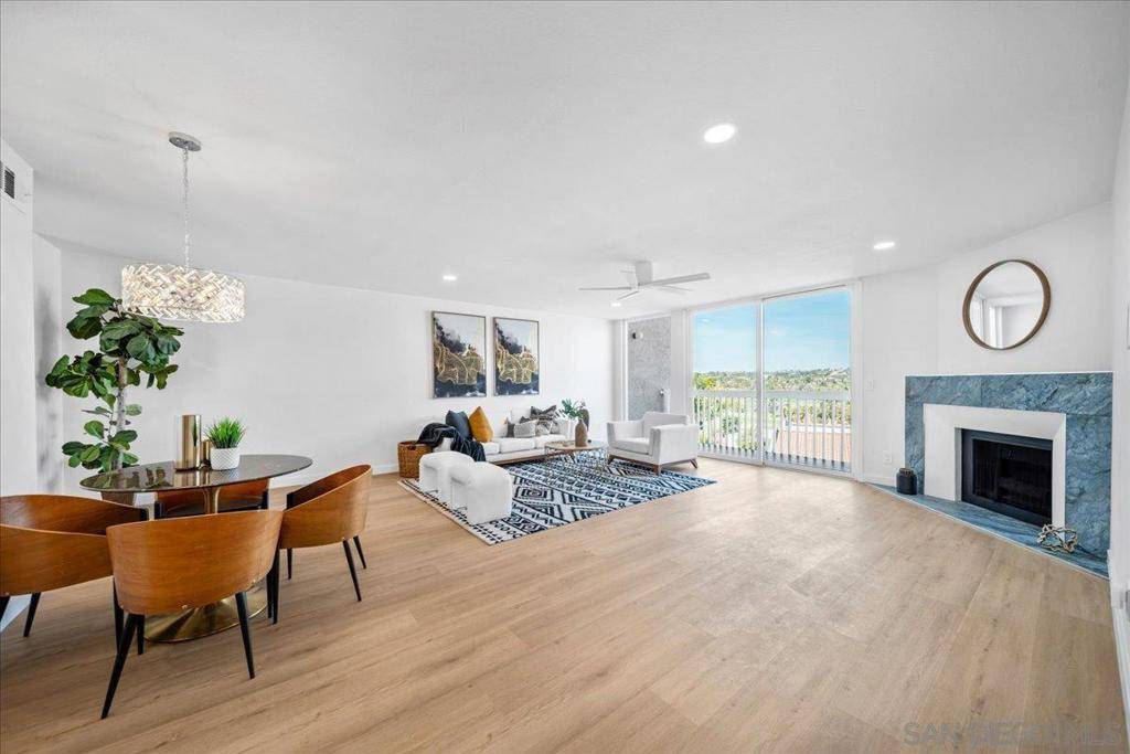 Carlsbad, CA 92009,2431 La Costa Ave #C