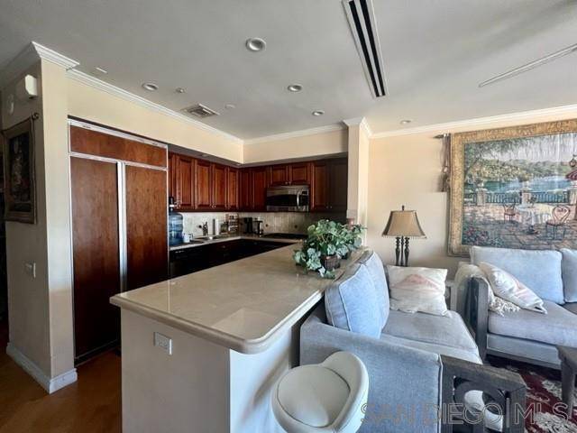 500 W Harbor Dr #1307 San Diego, CA 92101