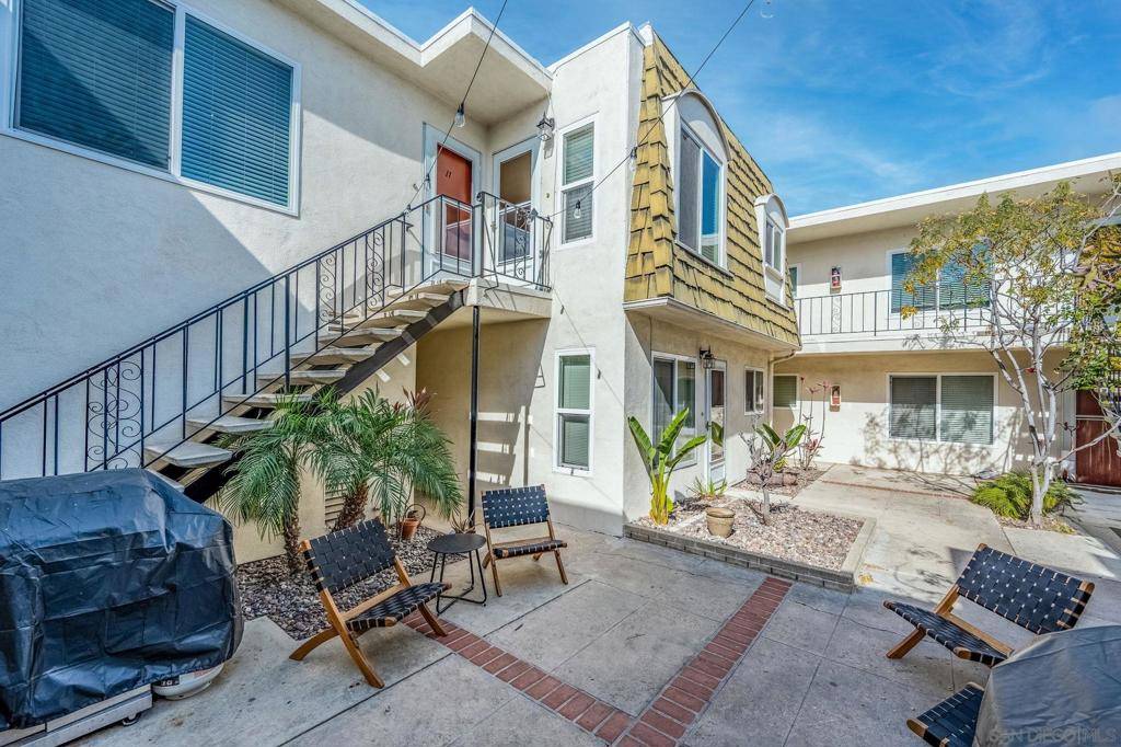San Diego, CA 92109,4036 Shasta Street #10