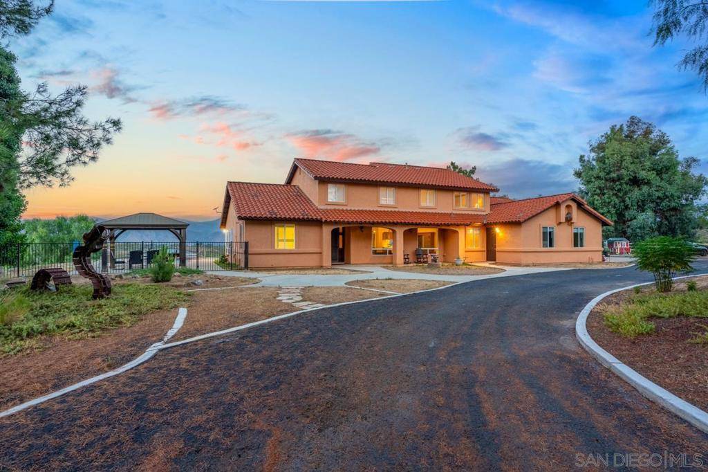 Ramona, CA 92065,15091 Chemise Creek Rd