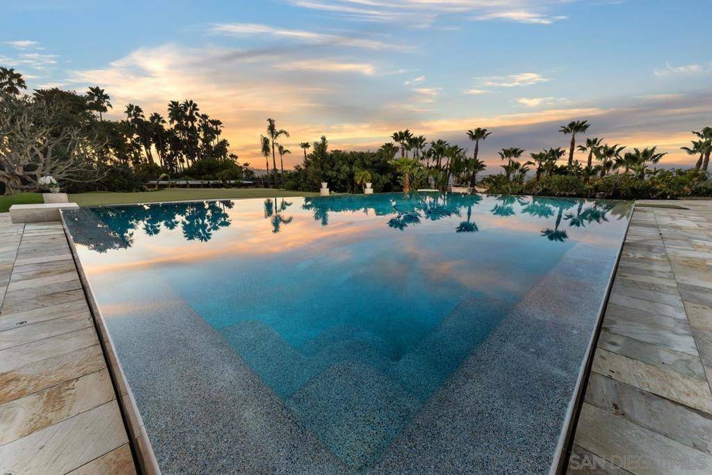 Rancho Santa Fe, CA 92067,5974 Rancho Diegueno Rd