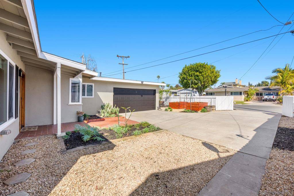San Diego, CA 92111,3988 Canning Ave