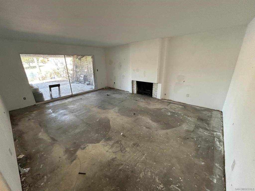 San Marcos, CA 92078,1875 San Pablo Dr