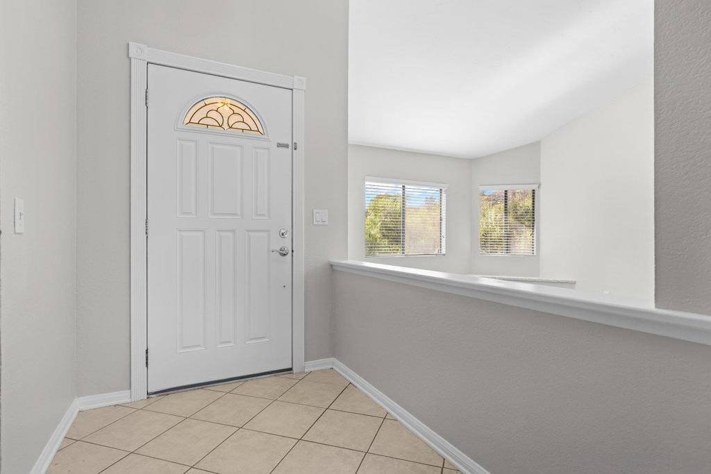 Ramona, CA 92065,16362 Oak Springs Dr