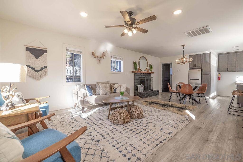 Big Bear, CA 92315,579 Vista Lane
