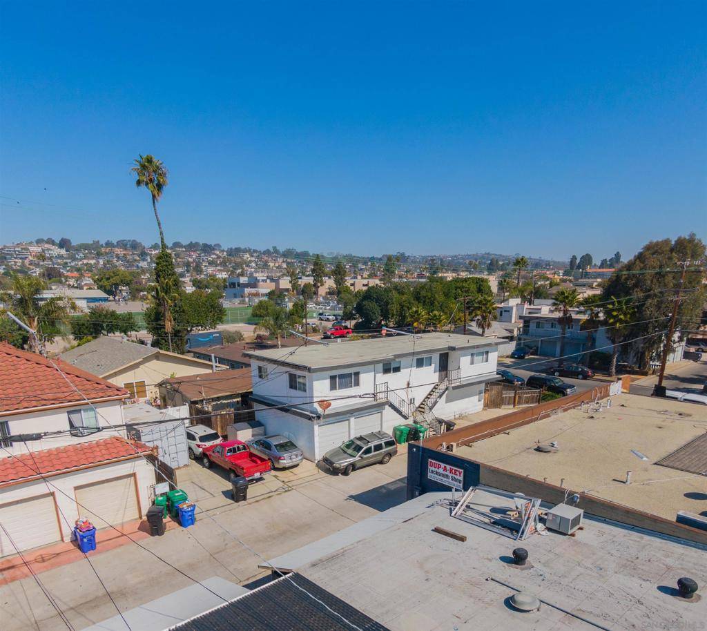 San Diego, CA 92109,4526 Haines St