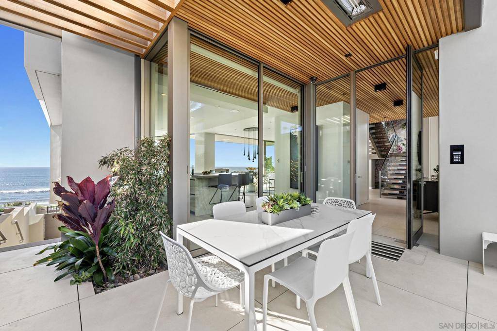 La Jolla, CA 92037,6515 Neptune Pl