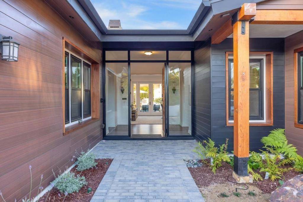 Encinitas, CA 92024,874 876 Bracero Rd