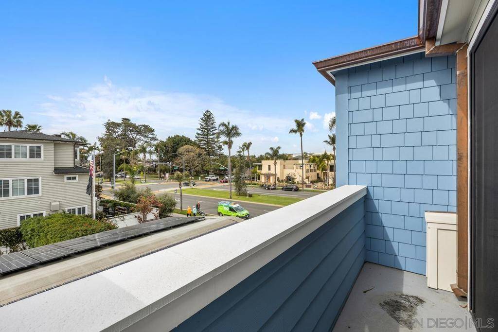 Coronado, CA 92118,553 Orange Ave