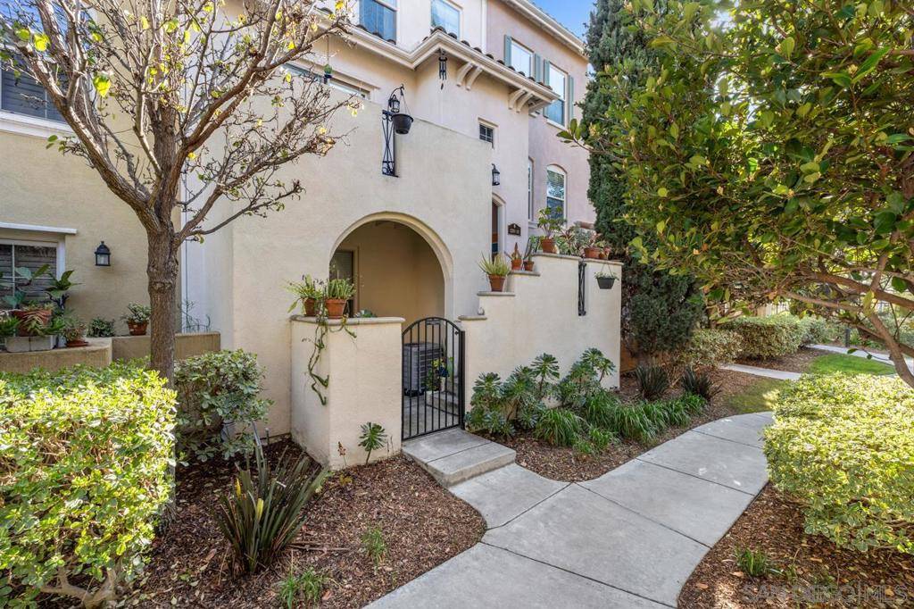 Chula Vista, CA 91914,2220 Huntington Point Rd #38