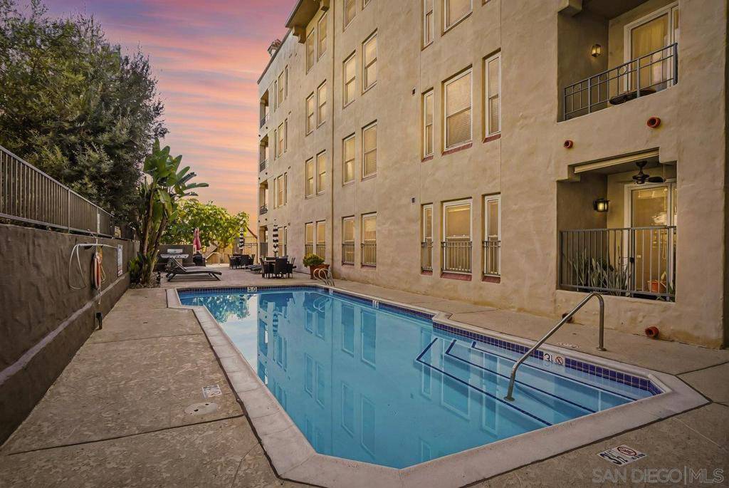San Diego, CA 92101,2445 Brant St #613