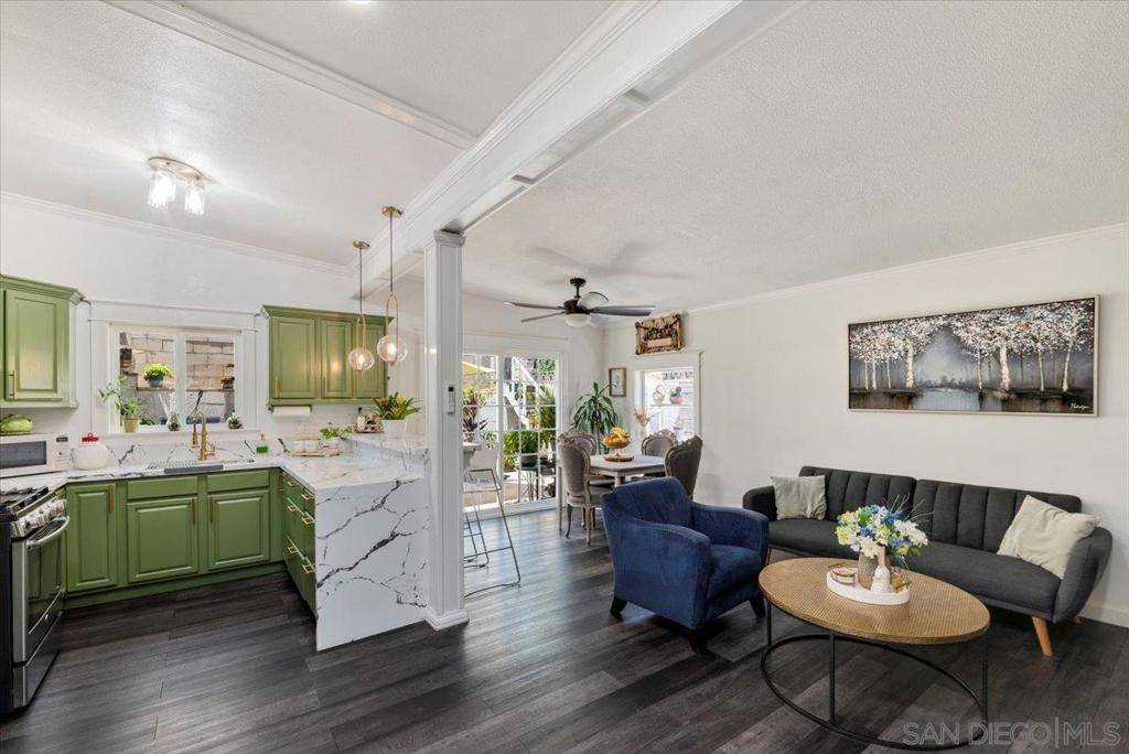 San Diego, CA 92115,4628 Revillo Way