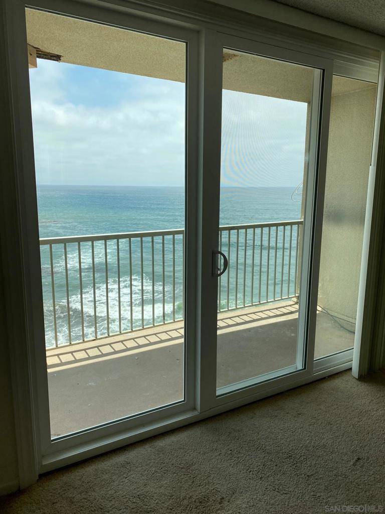 San Diego, CA 92107,4909 Orchard Ave #301