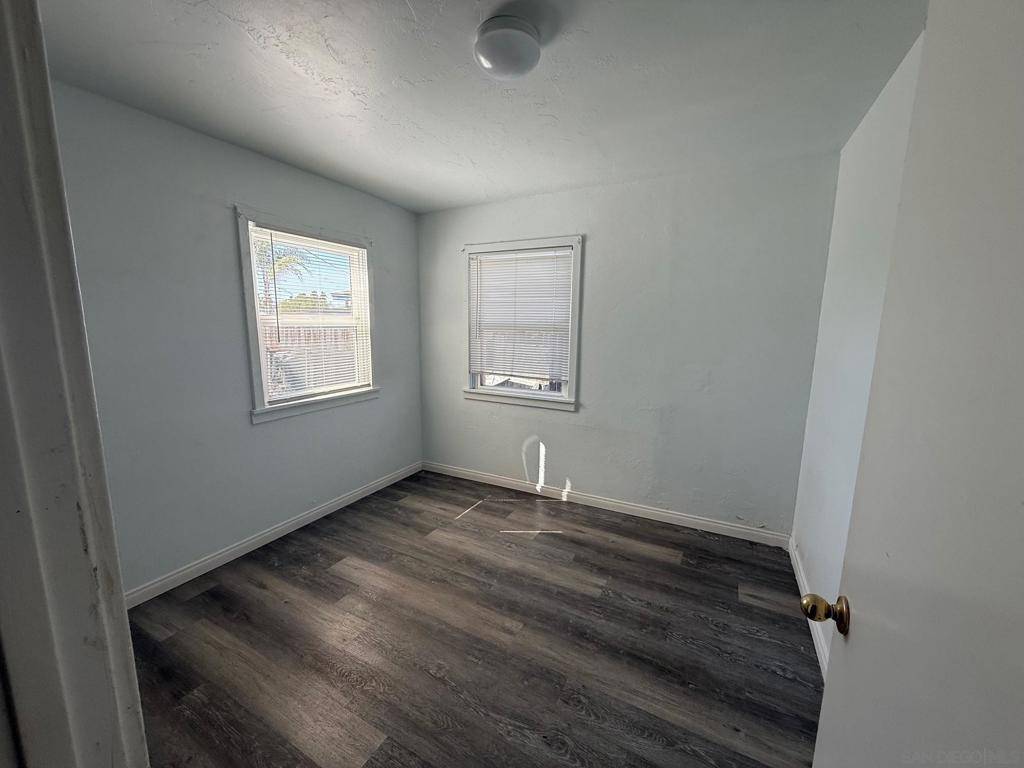 Imperial Beach, CA 91932,1128 EMORY