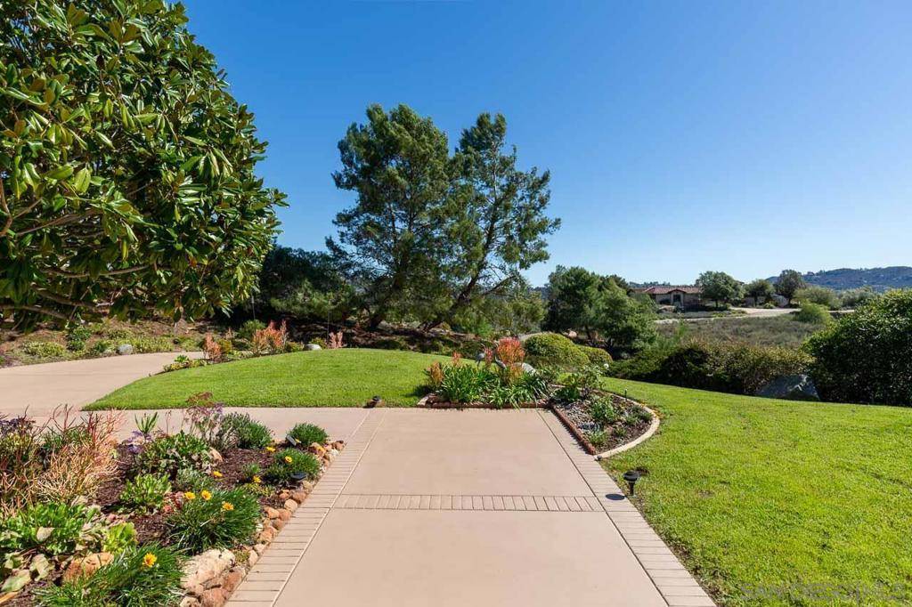 Poway, CA 92064,13012 Solera Way
