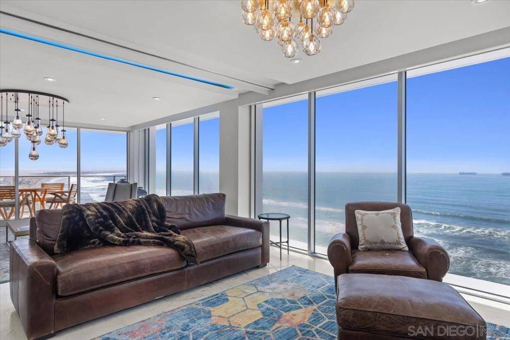 Coronado, CA 92118,1830 Avenida Del Mundo #1210