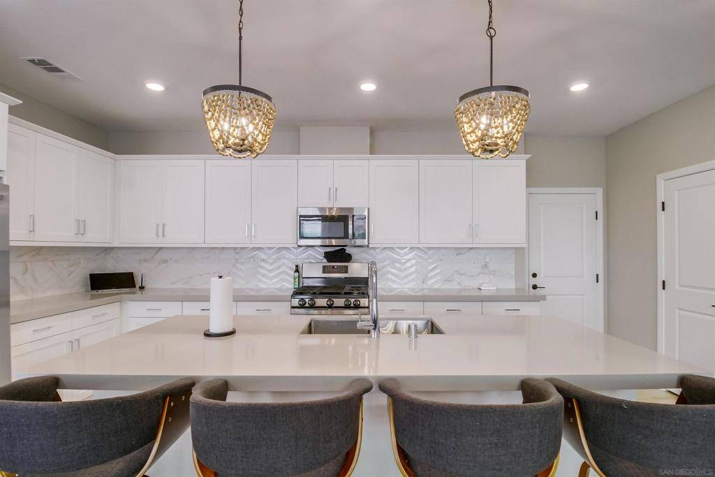 Chula Vista, CA 91913,2304 Trevi Cir