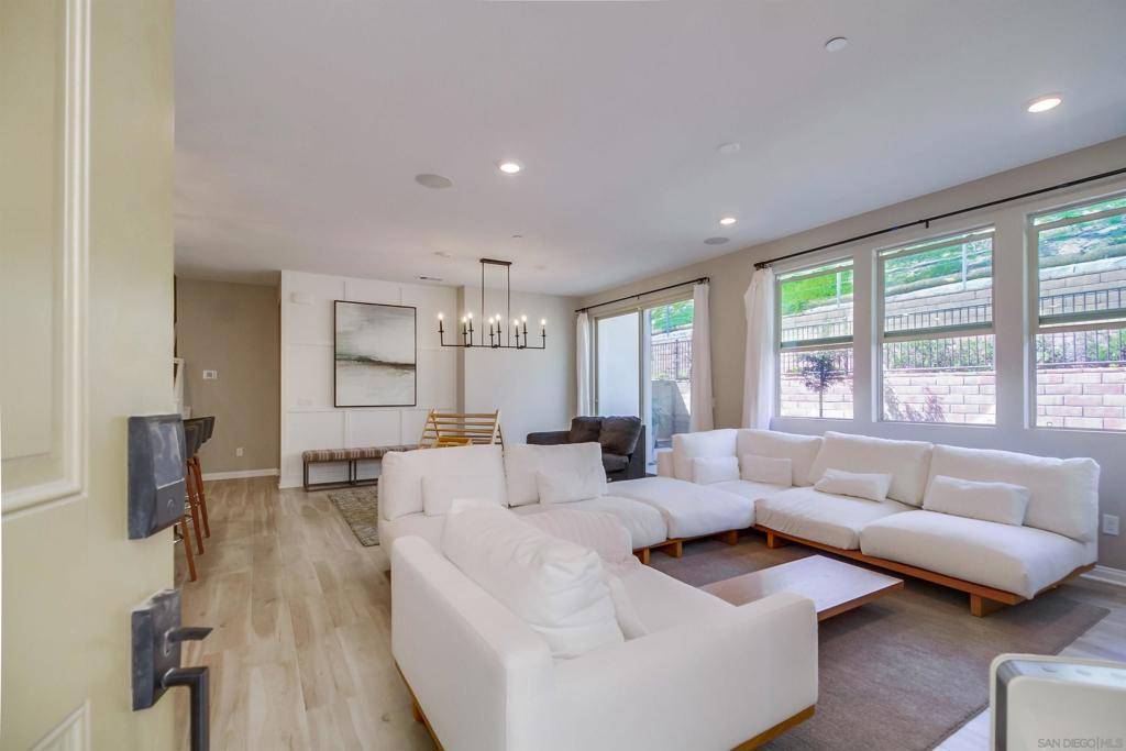 Chula Vista, CA 91913,2304 Trevi Cir