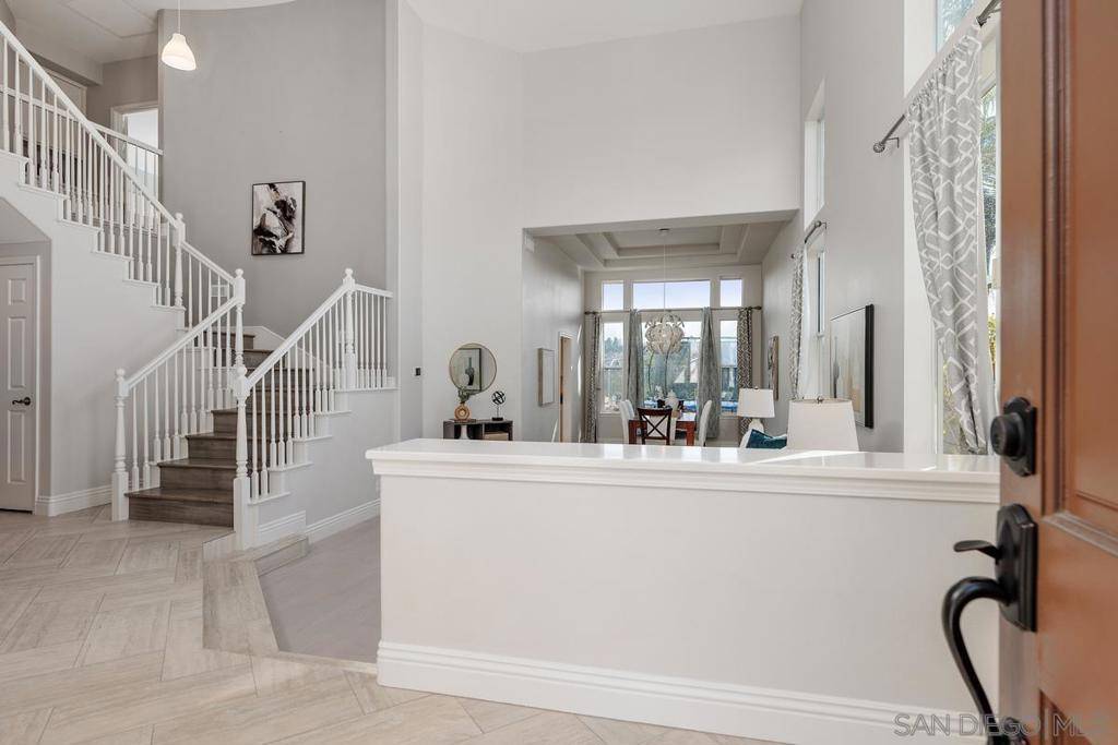 Carlsbad, CA 92011,6943 Wildrose Ter