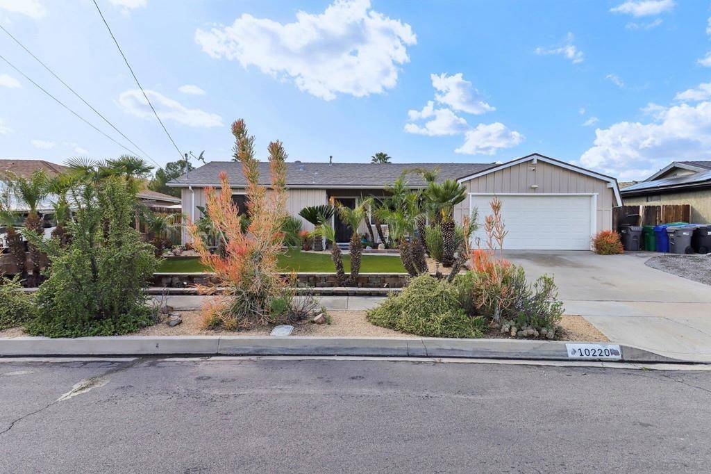 Santee, CA 92071,10220 Strathmore Drive