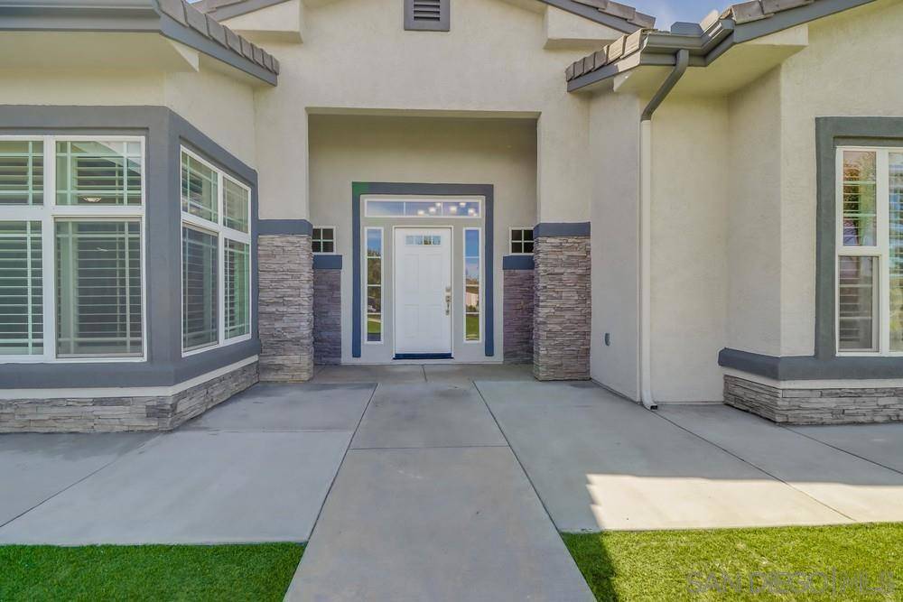 Santee, CA 92071,8837 Diamondback Dr