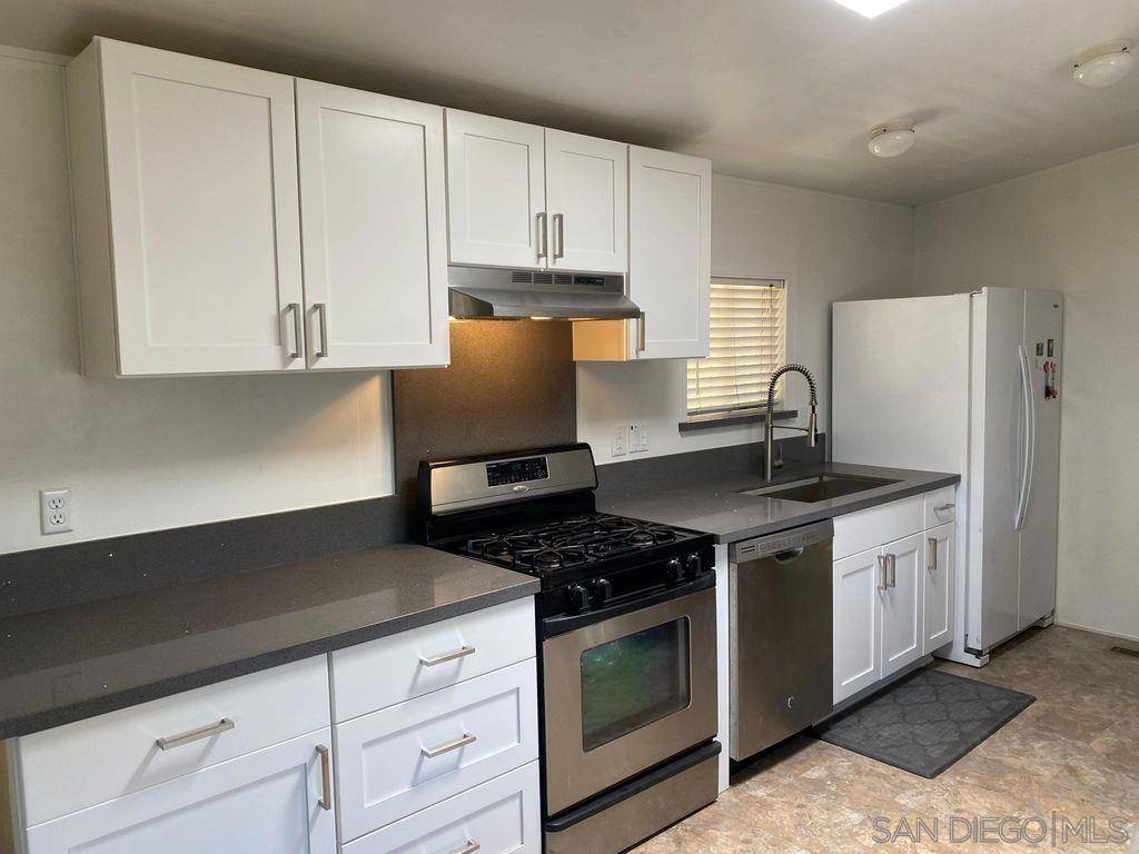 Murrieta, CA 92562,24665 New Clay St