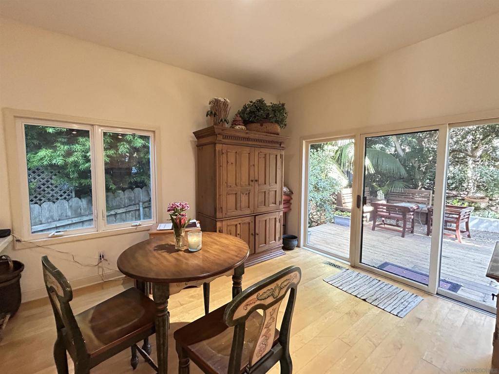 1841 MONTGOMERY Cardiff By The Sea, CA 92007