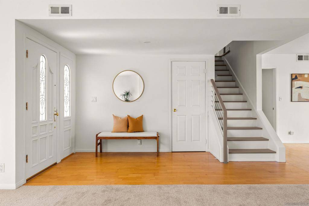 San Diego, CA 92117,5170 Baxter St