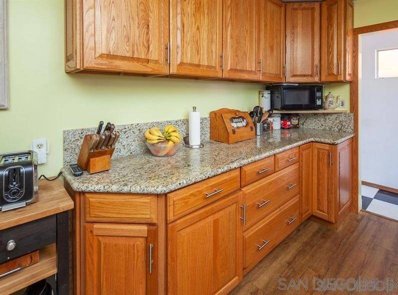 San Diego, CA 92107,4629 Narragansett
