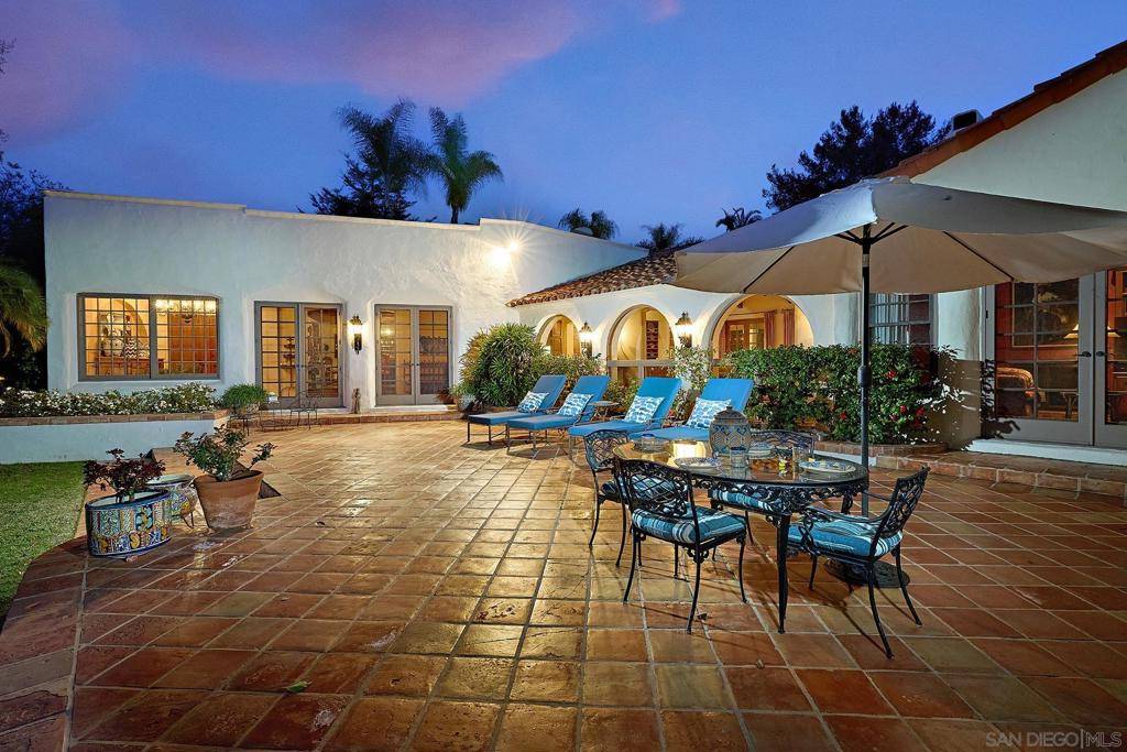 6525 Lago Lindo Rancho Santa Fe, CA 92067
