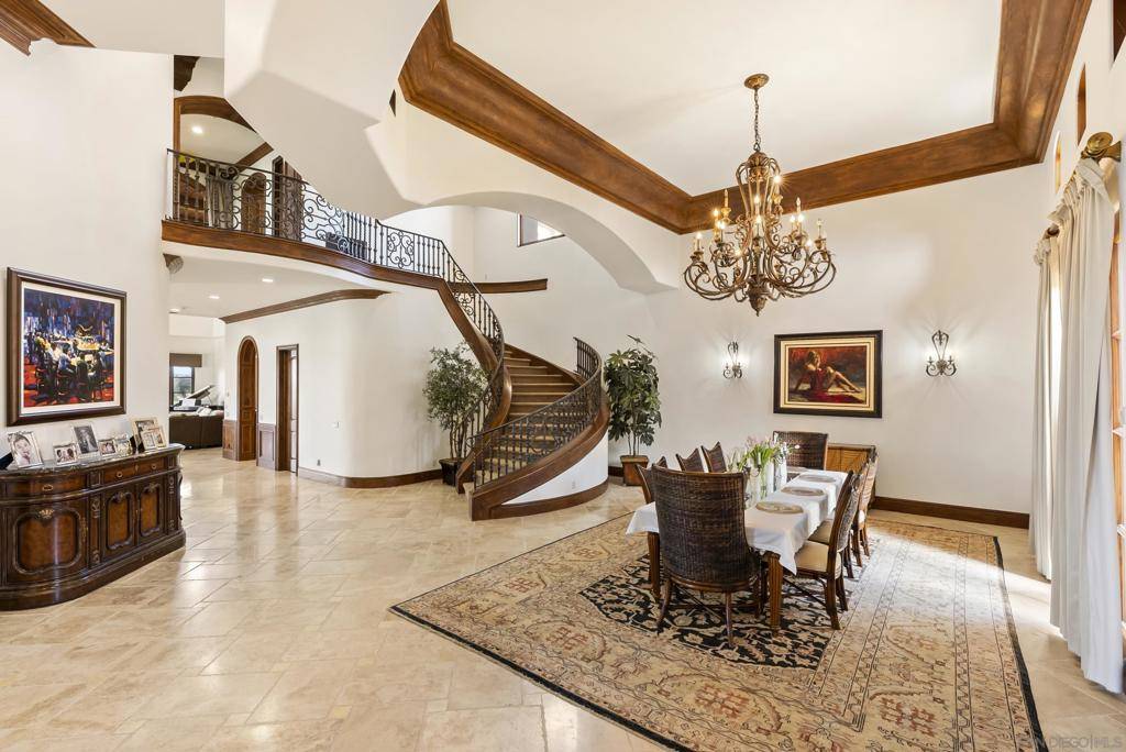 San Diego, CA 92130,5130 Rancho Del Mar Trl