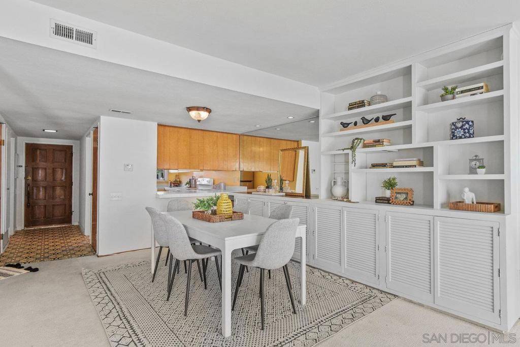 San Diego, CA 92110,4347 Loma Riviera Ct