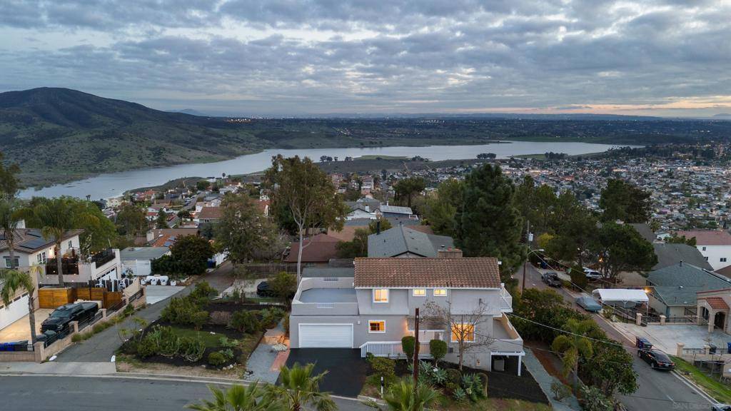 Spring Valley, CA 91977,9811 Eucalyptus St