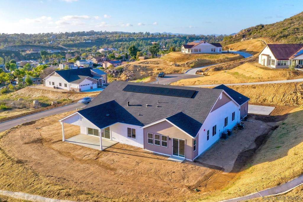 Poway, CA 92064,15123 Larchmont St