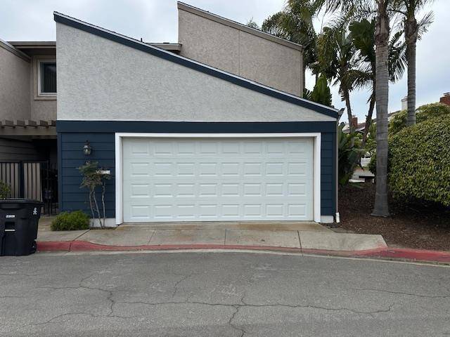 San Diego, CA 92107,2348 Caminito Eximio