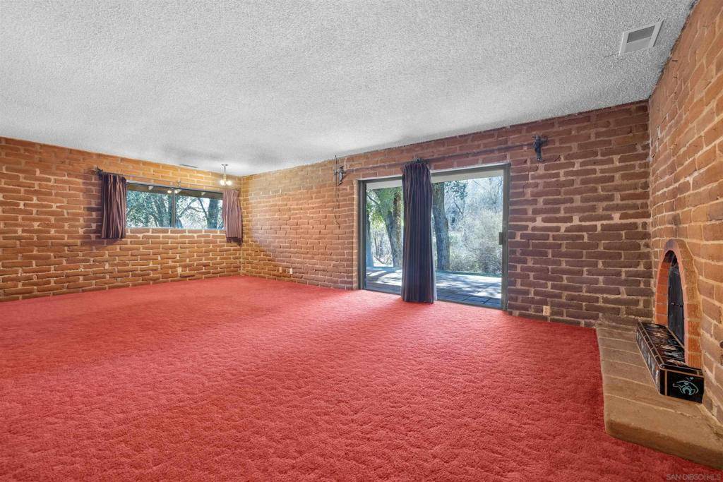 Descanso, CA 91916,9874 River Dr