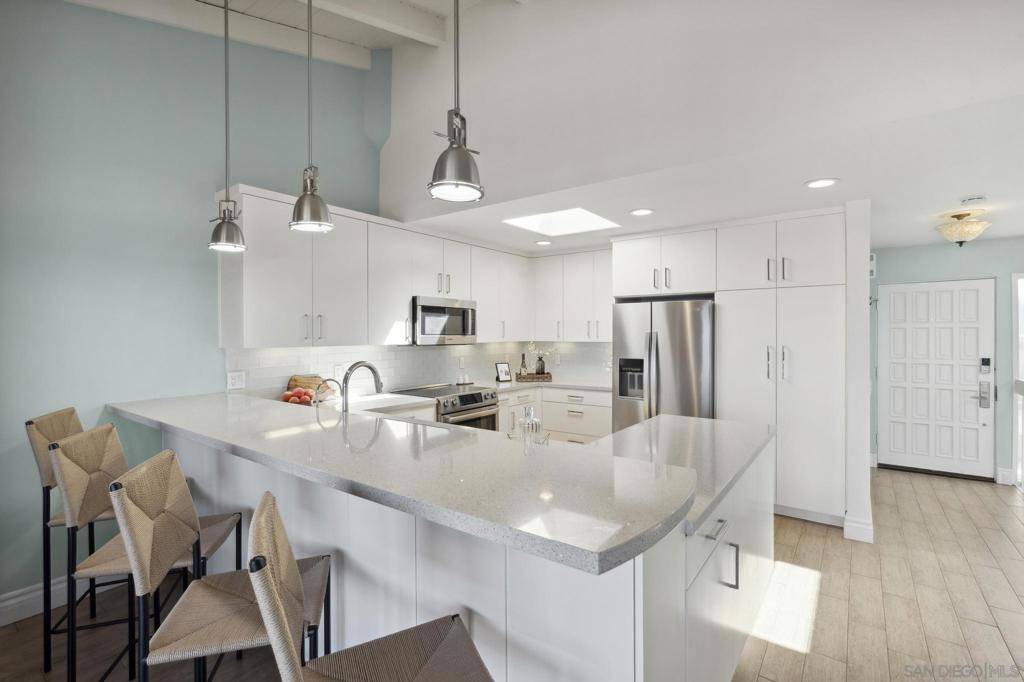 Solana Beach, CA 92075,429 S Sierra Ave #350