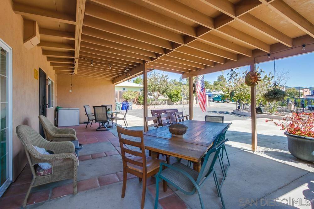 Vista, CA 92084,820 Frances Drive