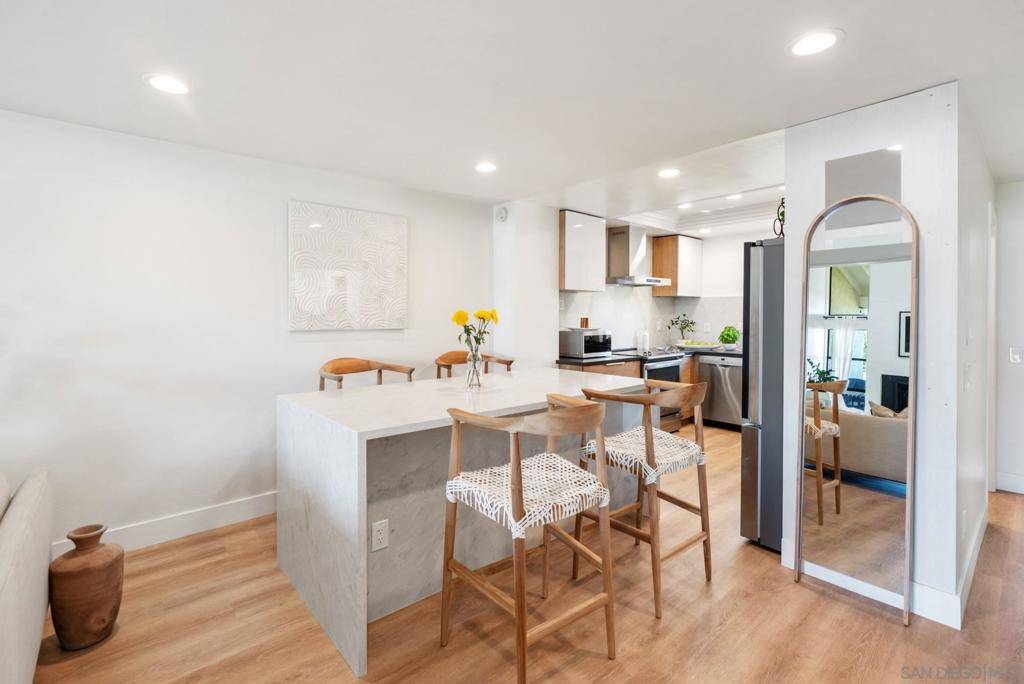 17782 Villamoura Dr Poway, CA 92064