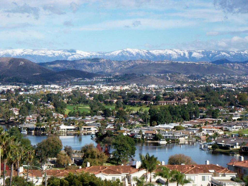 San Marcos, CA 92078,1561 La Plaza