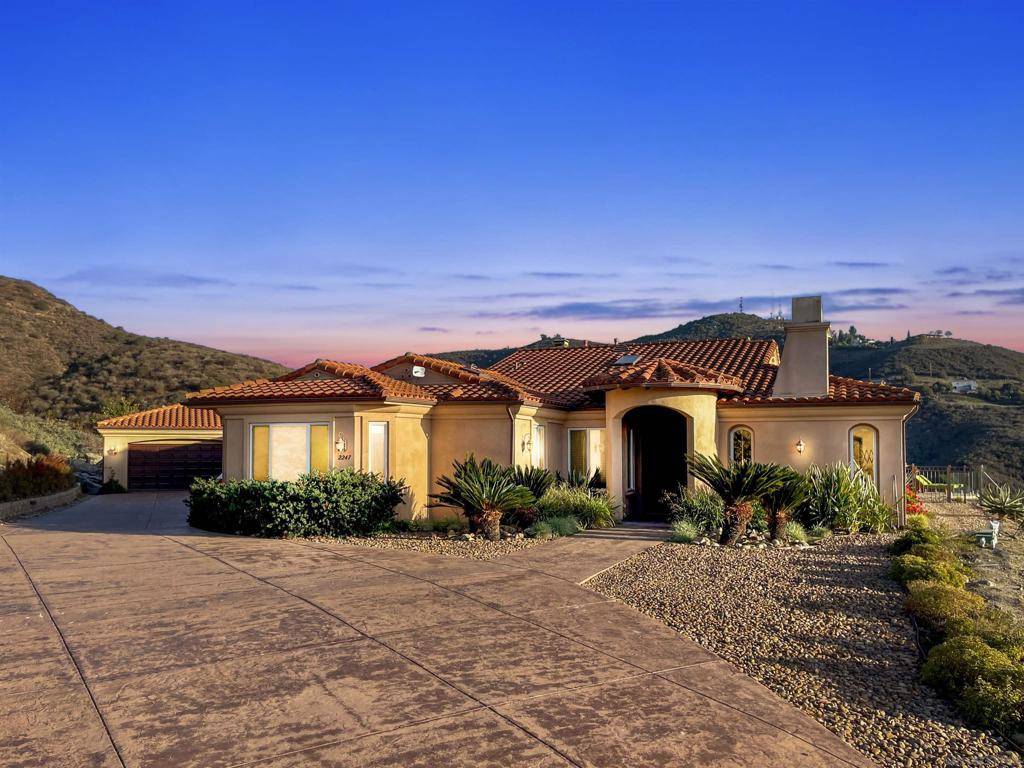 Fallbrook, CA 92028,2247 Margarita Glen