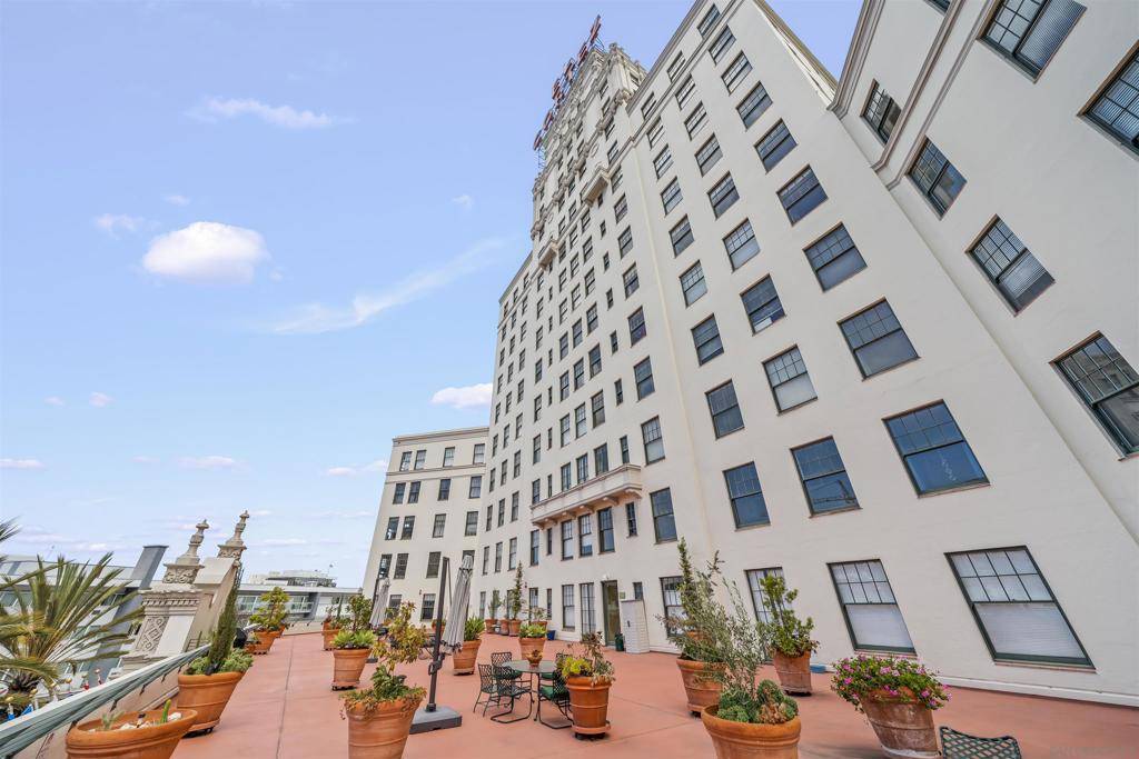 702 Ash St #202 San Diego, CA 92101