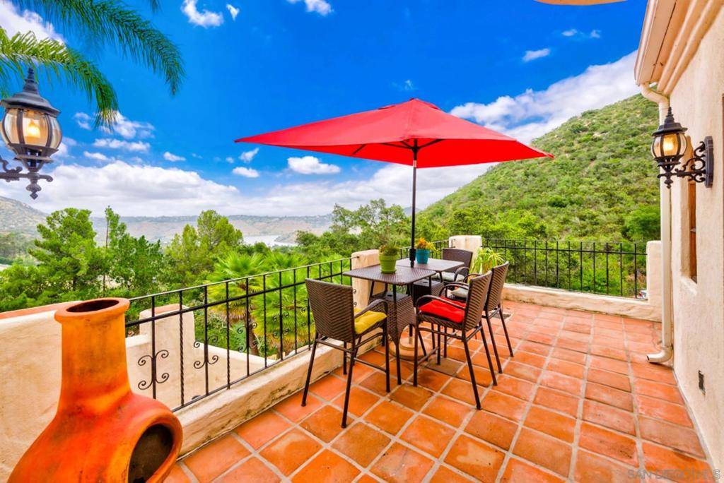 Escondido, CA 92029,9425 Mount Israel Rd