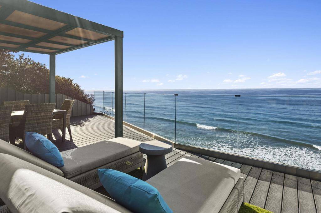 Encinitas, CA 92024,330 Neptune Ave