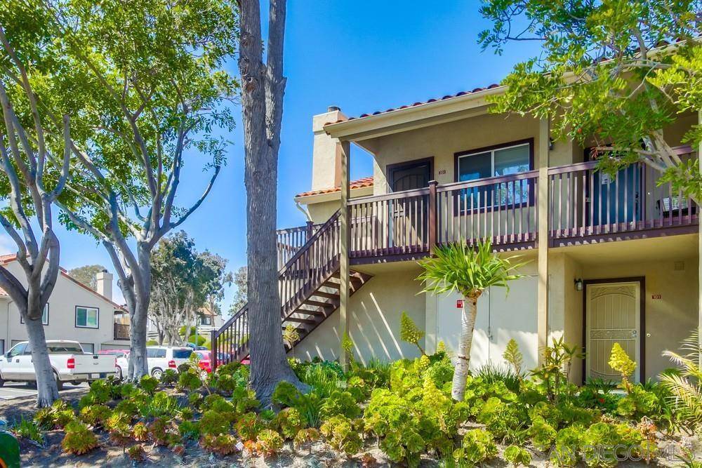 Carlsbad, CA 92009,7754 Caminito Bonanza #201