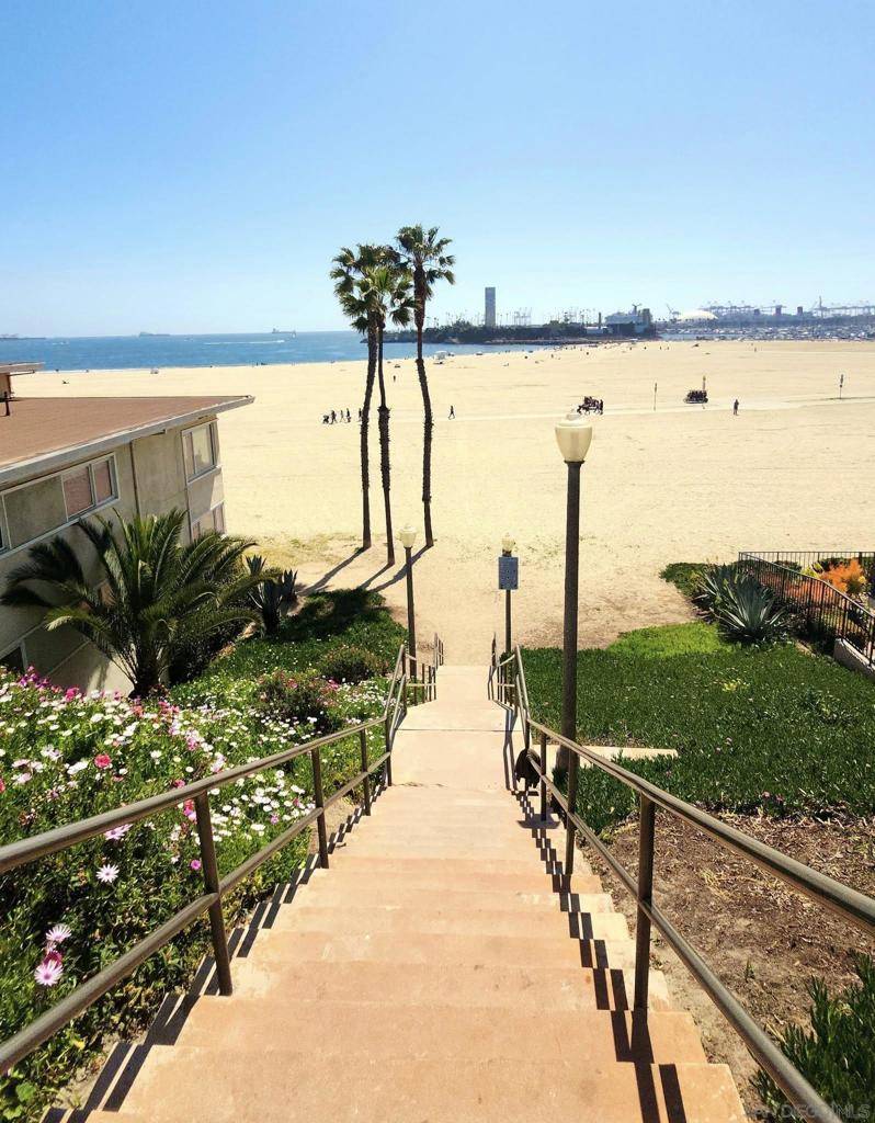 Long Beach, CA 90802,18 3rd Place